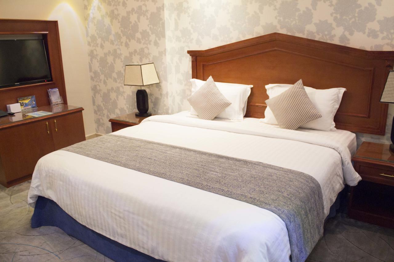 Royal Golden Hotel *